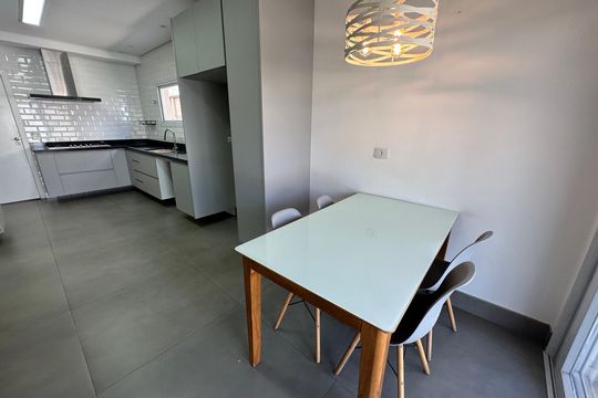 Cozinha de casa de condomínio à venda com 4 quartos, 565m² em Jardim Paulista, Barueri