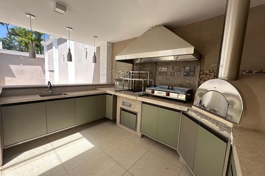 Área comum de casa de condomínio à venda com 4 quartos, 565m² em Jardim Paulista, Barueri