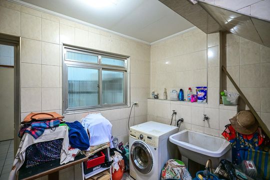 Área de Serviço  de casa à venda com 2 quartos, 90m² em Vila Progredior, São Paulo