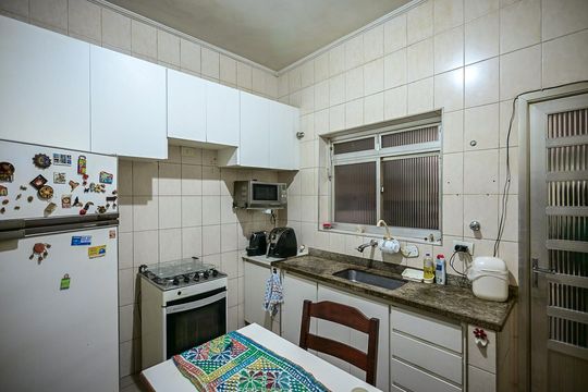 Cozinha de casa à venda com 2 quartos, 90m² em Vila Progredior, São Paulo