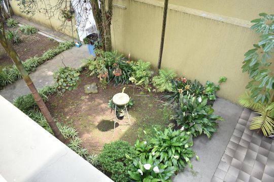 Suíte (vista) de casa à venda com 8 quartos, 342m² em Planalto Paulista, São Paulo