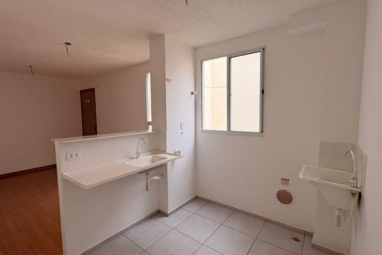 Cozinha de apartamento para alugar com 2 quartos, 40m² em Lorena Park, Goiânia