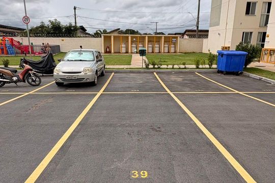 Garagem de apartamento para alugar com 2 quartos, 40m² em Lorena Park, Goiânia