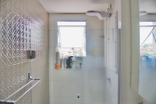 Banheiro Social de apartamento à venda com 4 quartos, 115m² em Ipiranga, Belo Horizonte