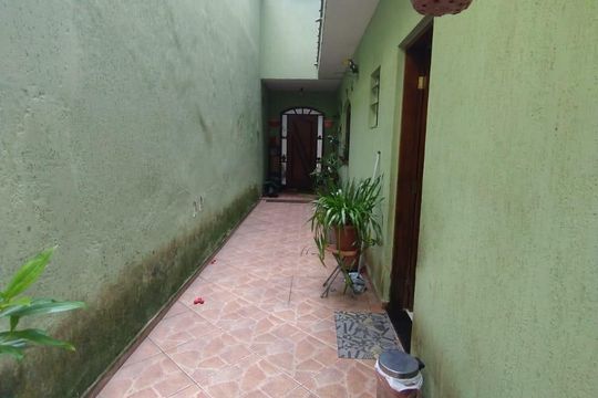 Área externa de casa à venda com 3 quartos, 174m² em Vila Carminha, São Bernardo do Campo