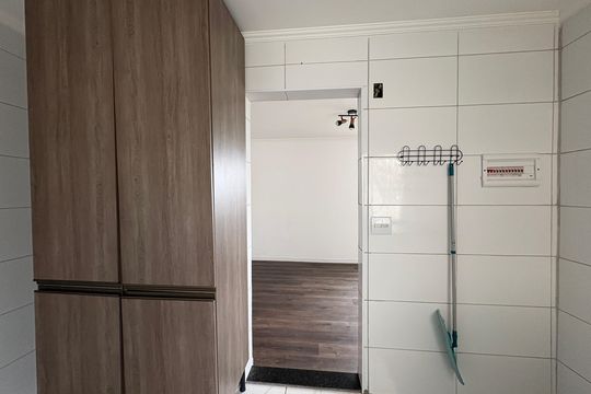 Cozinha de apartamento à venda com 2 quartos, 51m² em Jardim Iris, São Paulo