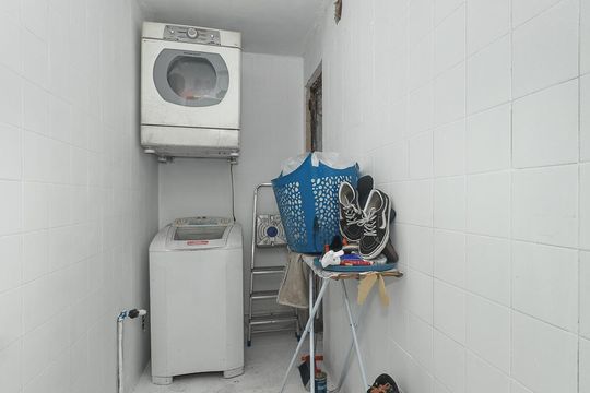 Área de Serviço de casa à venda com 4 quartos, 360m² em Petrópolis, Porto Alegre