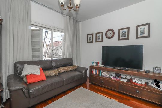 SalaSala de casa à venda com 4 quartos, 360m² em Petrópolis, Porto Alegre