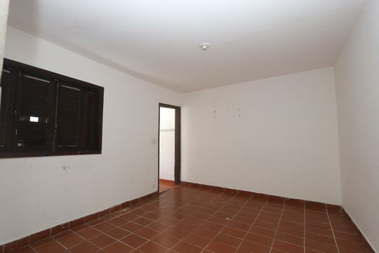 Quarto de casa para alugar com 1 quarto, 32m² em Jardim Clementino, Taboão da Serra