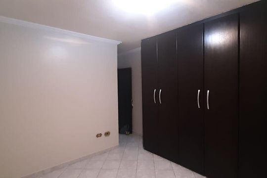 Quarto de casa à venda com 3 quartos, 160m² em Alves Dias, São Bernardo do Campo