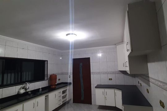 Cozinha de casa à venda com 3 quartos, 160m² em Alves Dias, São Bernardo do Campo