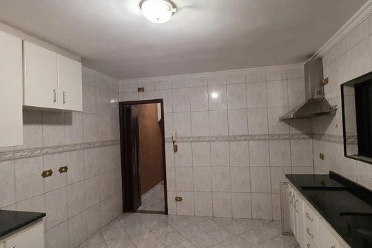 Cozinha de casa à venda com 3 quartos, 160m² em Alves Dias, São Bernardo do Campo
