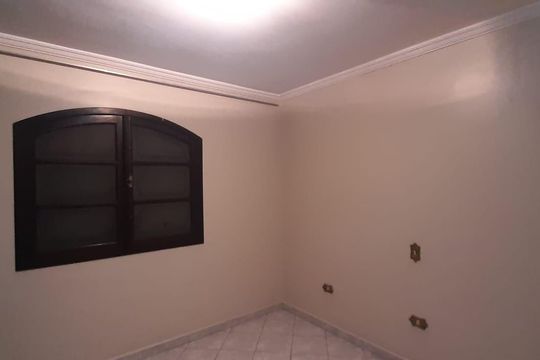 Quarto de casa à venda com 3 quartos, 160m² em Alves Dias, São Bernardo do Campo