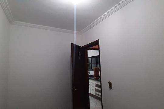 Quarto de casa à venda com 3 quartos, 160m² em Alves Dias, São Bernardo do Campo