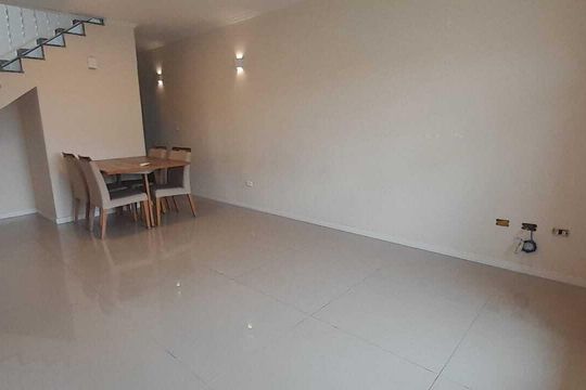 Casa à venda com 3 quartos, 139m² em Vila Zelina, São Paulo