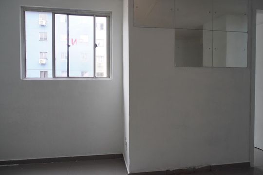 Sala  de apartamento à venda com 2 quartos, 44m² em Campo Novo, Porto Alegre