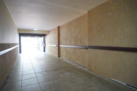Garagem  de casa à venda com 4 quartos, 389m² em Partenon, Porto Alegre