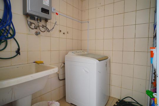 Área de Serviço de casa à venda com 4 quartos, 389m² em Partenon, Porto Alegre