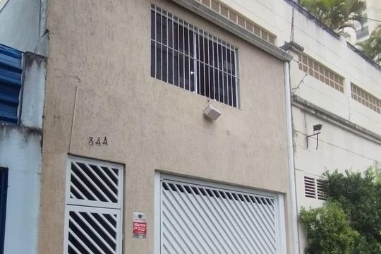 Casa para alugar com 2 quartos, 250m² em Vila Guarani, São Paulo