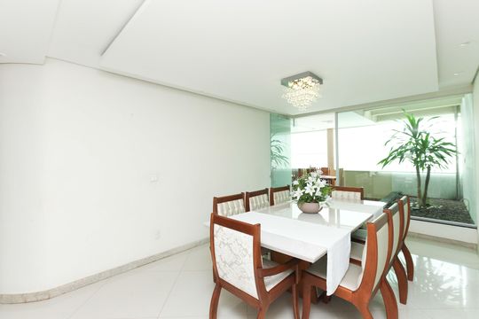 Casa para alugar com 3 quartos, 390m² em Jardim Riacho das Pedras, Contagem