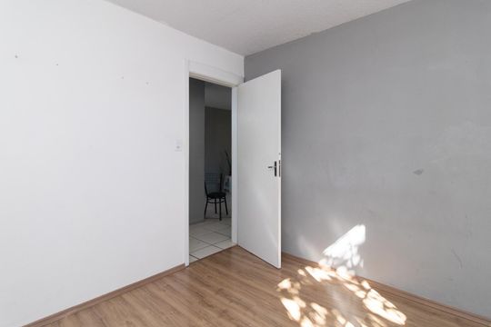 Quarto 2 de apartamento à venda com 2 quartos, 42m² em Glória, Porto Alegre