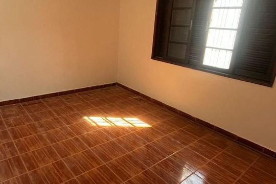 Casa para alugar com 2 quartos, 300m² em Vila Brasil, São Paulo