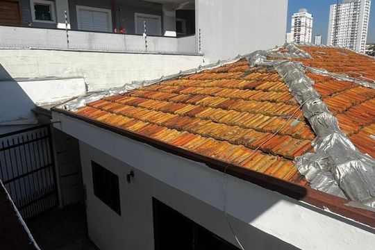 Casa para alugar com 2 quartos, 300m² em Vila Brasil, São Paulo