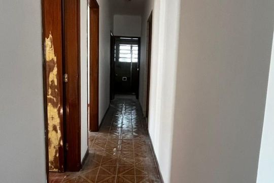 Casa para alugar com 2 quartos, 300m² em Vila Brasil, São Paulo