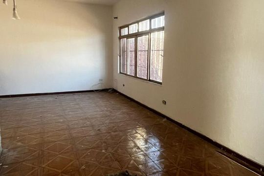Casa para alugar com 2 quartos, 300m² em Vila Brasil, São Paulo