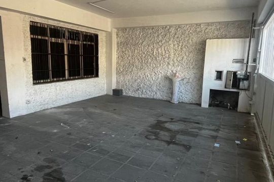 Casa para alugar com 2 quartos, 300m² em Vila Brasil, São Paulo