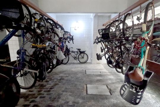 Área Comum - Bicicletário de apartamento para alugar com 1 quarto, 45m² em Boqueirão, Santos