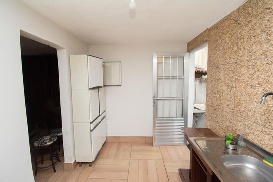 Cozinha de kitnet/studio para alugar com 1 quarto, 30m² em Industrial, Contagem