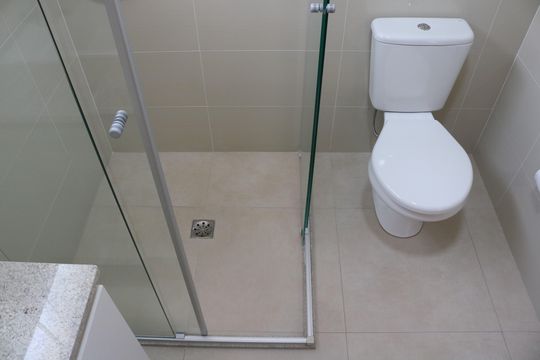 Banheiro 1 de apartamento à venda com 3 quartos, 110m² em Lapa, São Paulo