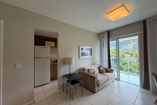 Sala de apartamento para alugar com 2 quartos, 75m² em Camorim, Rio de Janeiro