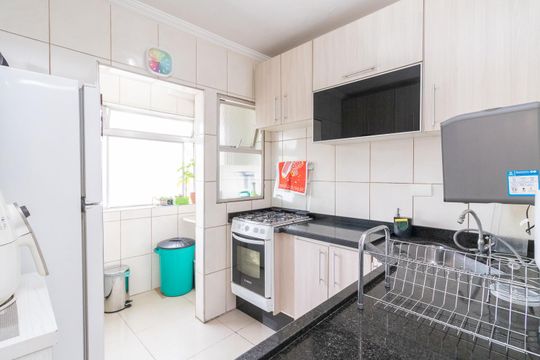 Cozinha de apartamento à venda com 2 quartos, 56m² em Chácara Cruzeiro do Sul, São Paulo