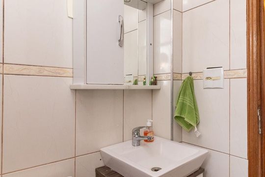 Banheiro de apartamento à venda com 2 quartos, 56m² em Chácara Cruzeiro do Sul, São Paulo
