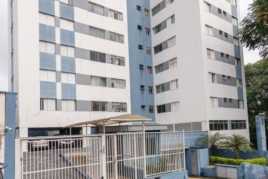 Fachada de apartamento à venda com 2 quartos, 56m² em Chácara Cruzeiro do Sul, São Paulo
