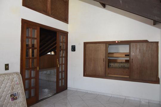 Casa para alugar com 5 quartos, 2421m² em Chácaras Ana Lúcia, Embu das Artes