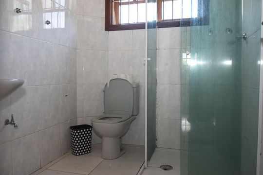 Casa para alugar com 5 quartos, 2421m² em Chácaras Ana Lúcia, Embu das Artes