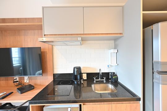 Cozinha de kitnet/studio à venda com 1 quarto, 28m² em Vila Clementino, São Paulo