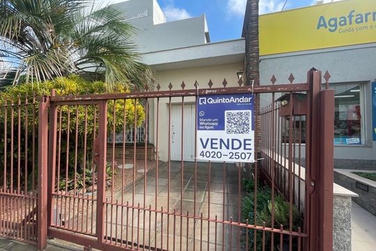 Placa Cod.FZFS-156 de casa à venda com 3 quartos, 260m² em Centro, São Leopoldo