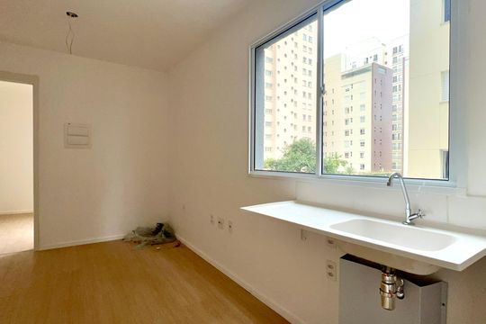 Cozinha de kitnet/studio à venda com 1 quarto, 24m² em Jardim Paulista, São Paulo