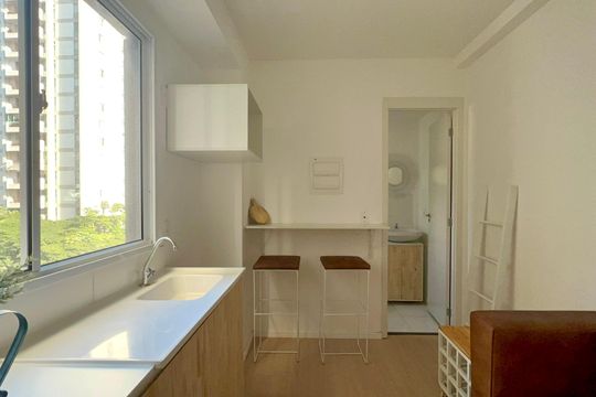 Cozinha de apartamento à venda com 1 quarto, 24m² em Jardim Paulista, São Paulo