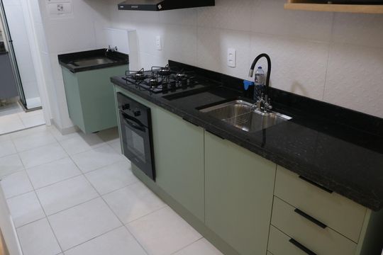 Cozinha de apartamento para alugar com 2 quartos, 34m² em Parque Industrial Tomas Edson, São Paulo