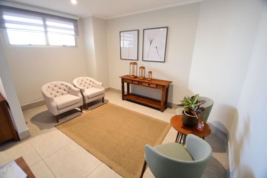 Hall social de apartamento à venda com 2 quartos, 100m² em Cambuí, Campinas
