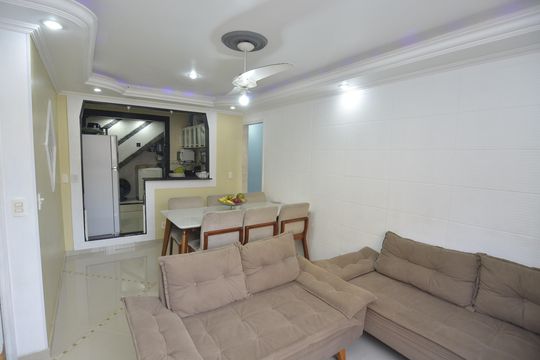 Sala de casa para alugar com 2 quartos, 90m² em Rocha, Rio de Janeiro