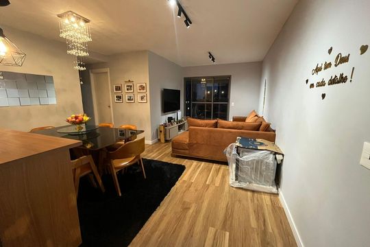 Sala de apartamento à venda com 4 quartos, 106m² em City América, São Paulo