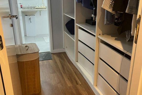 Closet de apartamento à venda com 4 quartos, 106m² em City América, São Paulo