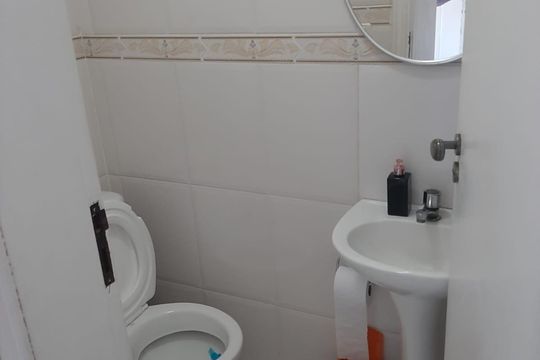 Banheiro de apartamento para alugar com 3 quartos, 190m² em Canto do Forte, Praia Grande