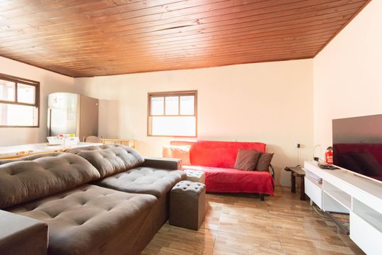 Casa à venda com 3 quartos, 232m² em Rio Branco, Canoas